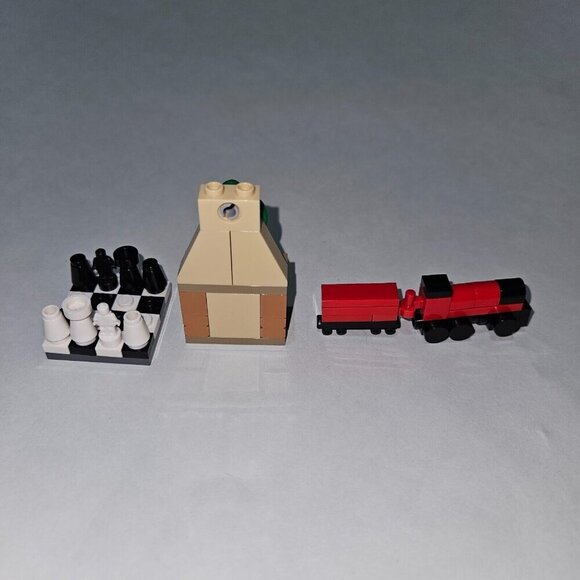 LEGO Harry Potter Advent Calendar 75964 Fireplace Present Hogwarts Express Chess - Picture 5 of 16
